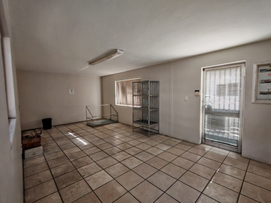 Commercial Property for Sale in Somerset West Business Park Western Cape